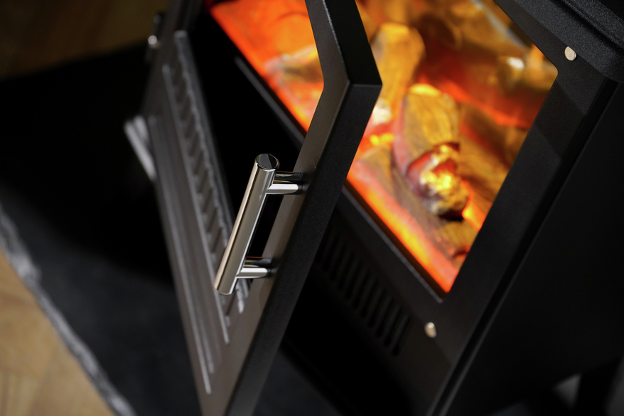 Dimplex Bari Electric Stove with Optiflame Technology (Free Standing)